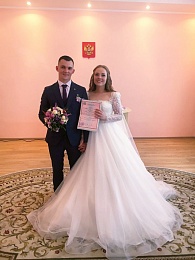 Рязанский ЗАГС опубликовал подборку молодожёнов первой половины июля 2022 года