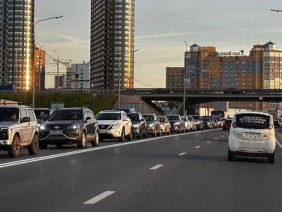 Перед Солотчинским мостом в Рязани образовалась пробка