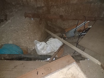 Прокуратура организовала проверку из-за опасного состояния дома в Рязани