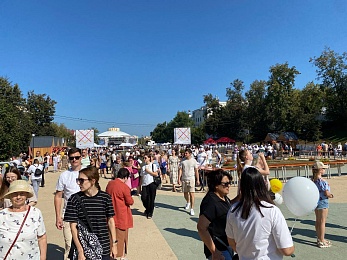 Первый зампред Рязгордумы Антон Астафьев присоединился к кулинарной битве на гастрофестивале