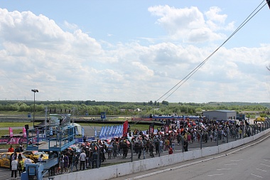 Фоторепортаж: второй день Межрегионального чемпионата по дрифту в Рязани