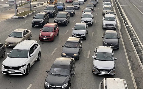 Kia отзывает модели Rio из-за риска короткого замыкания