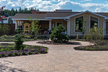 Положил и забыл. Почему стоит выбрать бетонную тротуарную плитку