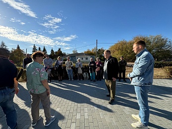 В Солотче завершилось благоустройство сквера у памятника участникам ВОВ