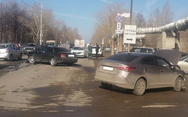 В ДТП с Hyundai Sonata и Hyundai Solaris на Южном промузле пострадали 3 рязанца