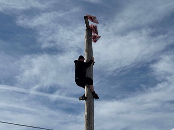 Жгли чучело и лазили на столб: в Рязанской области отметили Масленицу