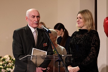 В Рязани наградили многодетных родителей и семьи со стажем