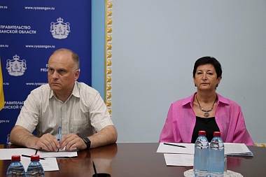 Рязанский зампред Рослякова провела совещание с главами районов