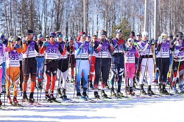 В Рязани стартовал VII лыжный марафон «Алмаз Экопарк SKI-2025»