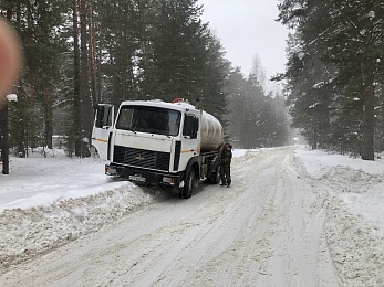 Соцсети: В рязанской Солотче нечистоты сливают в ливневую канализацию