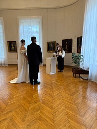 Лето любви: Рязанский ЗАГС показал фотосессии свадеб с июня по август