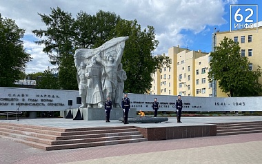 В Рязани День Победы отмечают в Кремлевском сквере и на площади Победы - 62ИНФО В Рязани День Победы отмечают в Кремлевском сквере и на площади Победы