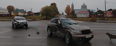 Водитель пострадала в аварии с Infiniti в Касимовском районе - 62ИНФО Водитель пострадала в аварии с Infiniti в Касимовском районе