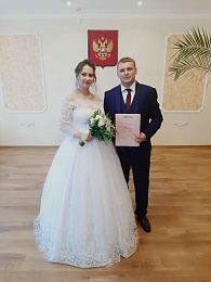 Рязанский ЗАГС опубликовал подборку молодожёнов первой половины июля 2022 года