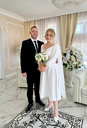 Лето любви: Рязанский ЗАГС показал фотосессии свадеб с июня по август