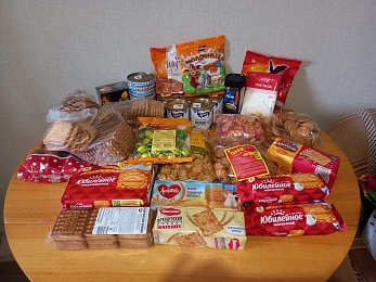 Вознесенский храм Рязани передал подарки детям и старикам Горловки