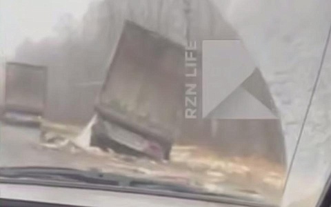 Фуры попали в аварию в Шацком районе