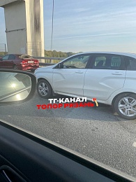 Две легковушки столкнулись на Северной окружной в Рязани - 62ИНФО Две легковушки столкнулись на Северной окружной в Рязани