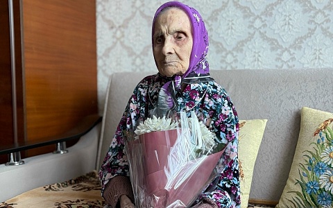 В Рязани труженицу тыла Ольгу Квардакову поздравили со 102-летием