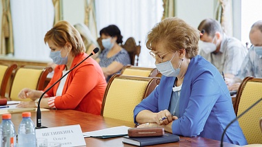  В Рязанской облдуме обсудили организацию детского отдыха