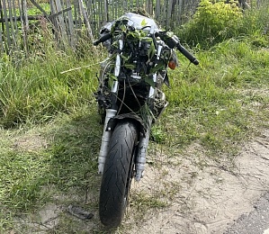 Мотоциклист вылетел в кювет и разбился в Клепиковском районе