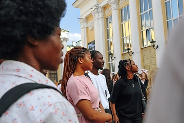 РГУ имени Есенина провёл праздничный концерт для первокурсников 2025 года