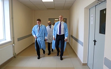 Рязанский вице-губернатор Бранов проверил работу обновленного онкодиспансера