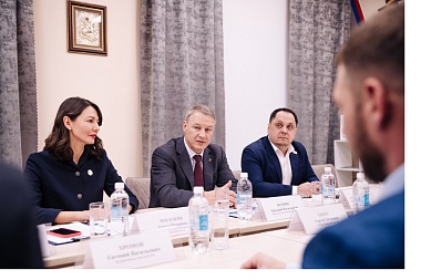 Спикер Рязоблдумы Аркадий Фомин посетил фонд «Защитники Отечества»