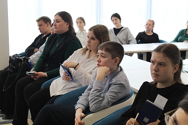 Школьники из Рязанской области побывали на строящемся фармацевтической компанией «ОКТАФАРМА-ФАРМИМЭКС» заводе