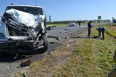 Мороженщик стал причиной массовой аварии в Рязанской области