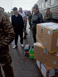 "Эшелон-62": рязанки помогают бойцам СВО в проходящих санпоездах - 62ИНФО "Эшелон-62": рязанки помогают бойцам СВО в проходящих санпоездах