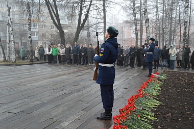 У памятника Полетаеву в Рязани состоялось возложение цветов