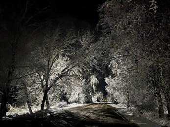 Снежное полнолуние марта сфотографировали в рязанской глубинке - 62ИНФО Снежное полнолуние марта сфотографировали в рязанской глубинке