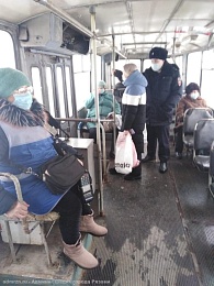 В Рязани вновь проверили соблюдение масочного режима в общественном транспорте