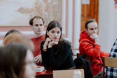 Обладатель «Хрустальной совы» Борис Белозёров провёл «Что? Где? Когда?» в РГУ