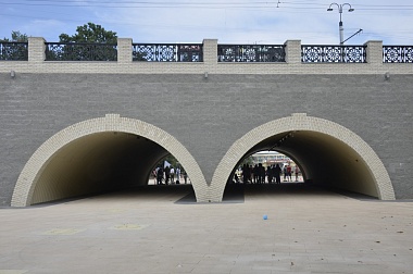 В Рязани в День города официально открыли «современный и удобный» мост через Лыбедский бульвар