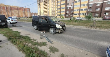 В Рязани женщина на Nissan сбила 28-летнего пешехода  - 62ИНФО В Рязани женщина на Nissan сбила 28-летнего пешехода