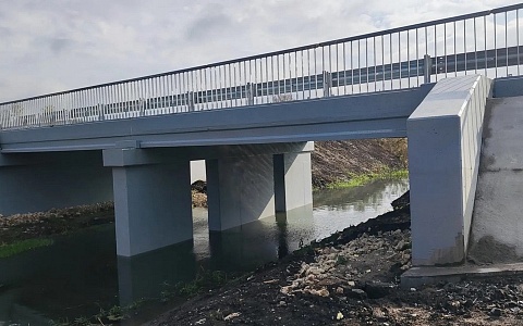 В Пронском округе завершился ремонт моста через реку Роговую