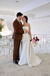 Рязанский ЗАГС показал фото свадеб сентября-2024