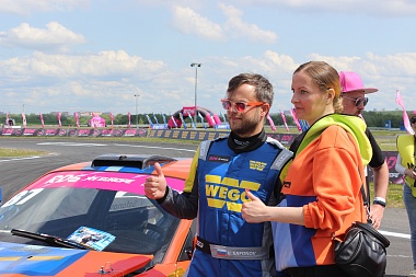 Фоторепортаж: второй день Межрегионального чемпионата по дрифту в Рязани