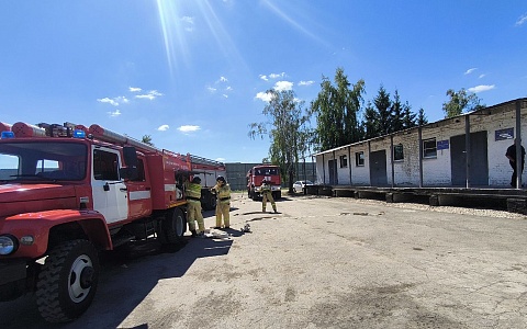 В рязанской ИК-6 прошли учения по тушению условного пожара