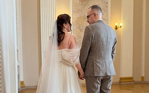 Рязанская пара впервые сыграла свадьбу в Театре драмы