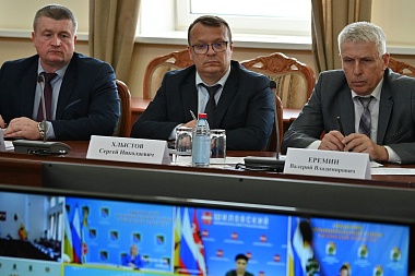 Рязанский первый зампред Рослякова провела заседание по предубеждению ЧС