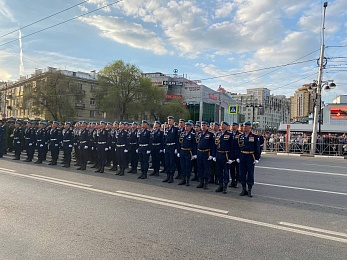 В Рязани встретили с парада Победы в Москве курсантов училища ВДВ