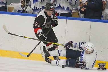 ХК «Рязань» проиграл тамбовским дебютантам, перебросав их в полтора раза - 62ИНФО ХК «Рязань» проиграл тамбовским дебютантам, перебросав их в полтора раза