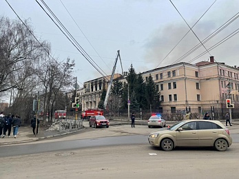 Пожар в здании училища связи в Рязани. Фоторепортаж