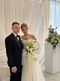 Лето любви: Рязанский ЗАГС показал фотосессии свадеб с июня по август