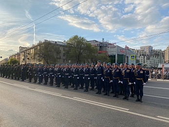 В Рязани встретили с парада Победы в Москве курсантов училища ВДВ