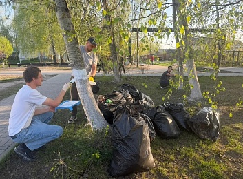 Осужденные благоустроили территорию памятника под Рязанью