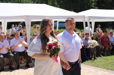 Рязанский ЗАГС показал фото свадеб первой половины июля-2024